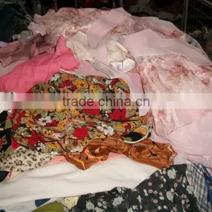 GZY 2015 Hot Sale Fashion Mixed Used Clothing in Canada thumbnail-3