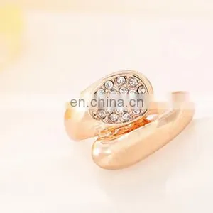 2017 New Arrival Luxury Wedding Rings Jewelry Geometry Shape CZ Ring Feminino Bijoux thumbnail-6