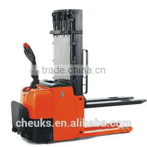 Labor-saving Electric Stacker WS1243 thumbnail-1