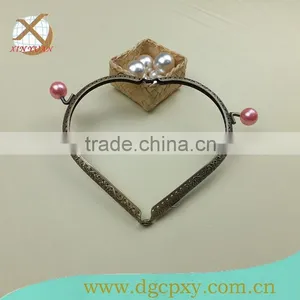 Beautiful Heart-shape Purse Metal Frame With Lovely Beads thumbnail-3