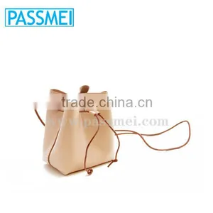 Women Vegetable Tanned Leather Bucket Bag thumbnail-2