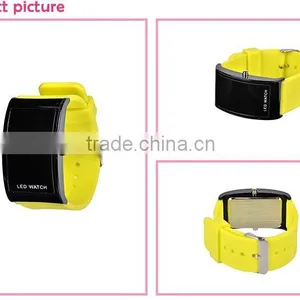 Latest Fashion Trends Yellow Promotion Gifts Portable Led Watches thumbnail-4