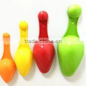4pc Plastic Measuring Spoon With Magnet thumbnail-1