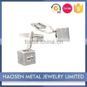 Top Grade Hotselling Fashion Design Silver Crystal Cufflinks thumbnail-1