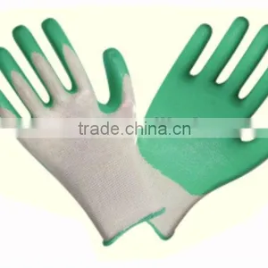 13 GUAGE GARDEN SAFETY GLOVE COATED WITH NITRILE SMOOTH PALM thumbnail-1
