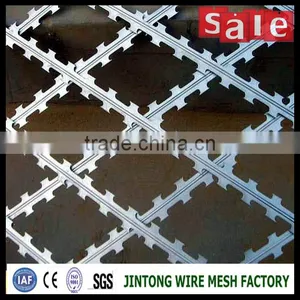 Razor Wire Prison Fence /razor Wire Prices Fencing thumbnail-2