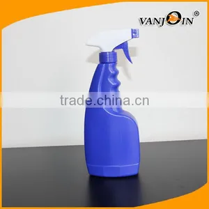 20 oz PVC Plastic Spray Bottles With Red Trigger Sprayer thumbnail-5