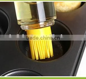CY129 Pour Brush Store With Non-Clogging Silicone Dual Oil Brush ,Space Saver Cruet, Olive Oil Vinegar Salad Dressing Dispenser thumbnail-3
