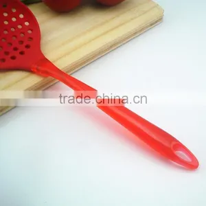 Nylon Handle Red Color Silicone Skimmer thumbnail-5