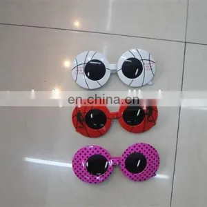 Wholesale Party Football Shaped Funny Glasses thumbnail-1