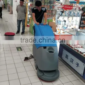 4-5 Working Hours Automatic Battery Scrubber Machine thumbnail-1