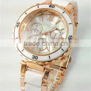 2016HOT Luury Brand Fashion Casual Watches Women Wristwatch Quartz Ladies Watch Female Clock Time Montre Femme Reloj Mujer thumbnail-5