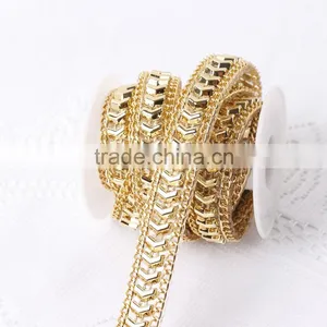 Cheaper Price Low Moq Plastic Roll Rhinestone Cup Chain With Hot Fix Adhesive thumbnail-1
