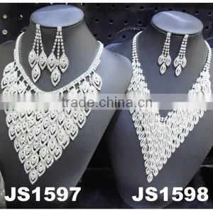 Moroccan Rhinestone Necklace Wedding Jewelry Set thumbnail-4