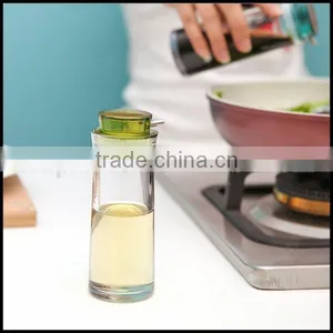 OEM Plastic Transparent Oil Spice Bottle Manufacturer,Customized Logo Clear Mini Oil Bottle Wholesale,plastic Condiment Oil Jar thumbnail-2