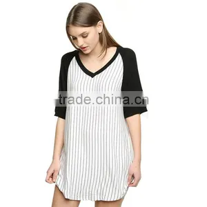 Girl's v Neck Long Vertical Stripe Black and White Long T-shirt Vertical Stripe thumbnail-1