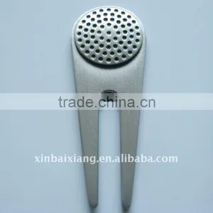 Elegant and Simple Design Golf Equipment Divot Repair Tool thumbnail-1