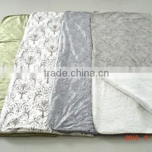 100% Polyester Knit Embossed Short Fur With Sherpa Throw thumbnail-1