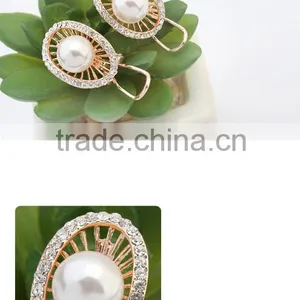 Latest Design Cute Girls Fashion Diamond Earring Of Pearl Silver Earring Ladies Stud Earrings thumbnail-2
