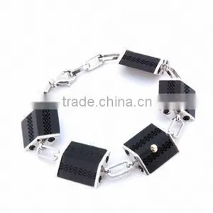 Charming Wooden Gift thumbnail-1