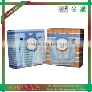 Paper Gift Packaging Box With Clear PVC Window thumbnail-3
