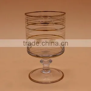 Golden Rim Drinking Wine Glass With Short Stem thumbnail-1
