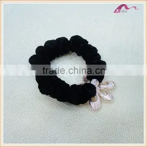 New Crystal Pearl Flower Elastic Velvet Hair Scrunchies For Adult thumbnail-2