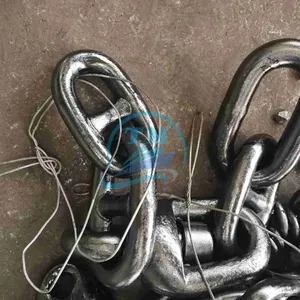 Anchor Chain Swivel Forerunner Swivel Group 38 mm in Hand thumbnail-1