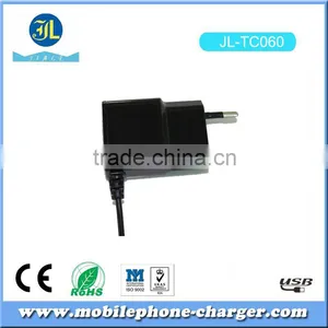EU Plug Whihe and Black Socket 5v 1a Universal Travel Charger With Cable thumbnail-3