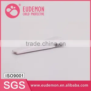 High Quality Plastic Baby Safety Window Lock Item for Wholesale thumbnail-3