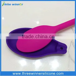 Durable Kitchen Tool Silicone Spoon Rest thumbnail-1