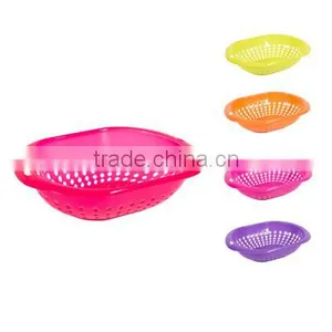 Plastic Oval Trendy Colander thumbnail-1