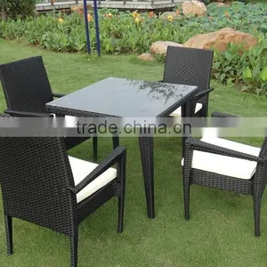 Simple Rattan Dinning Garden Set thumbnail-4