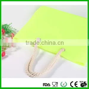 Top Quality Fashionable Handbag With Custom Logo Silicone Beach Bag thumbnail-4