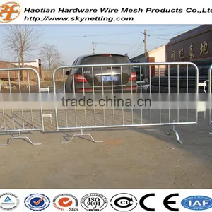 1.5"(38mmOD) Frame Pipe 1.1m Highx2.15m Wide Hot Dipped Galvanized Steel Metal Traffic Safety and Crowd Control Barrier thumbnail-4