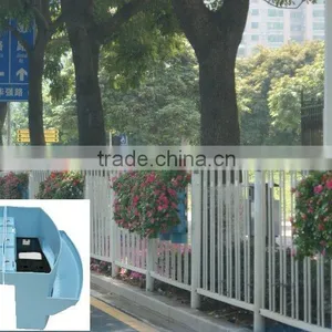 SOL 2015 Good Design French Garden Planter Hanging Fence Planter Fence Green Pots thumbnail-1
