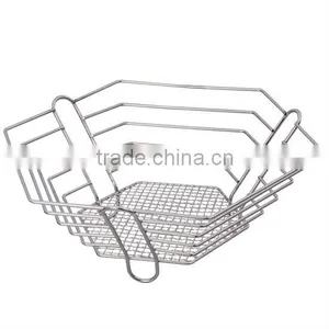 Vintage Metal Wrought Iron Leaf Ivy Wire Flower Basket Fruit Basket thumbnail-2