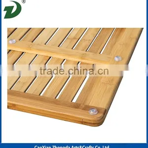 Eco Friendly Natural Curved Bamboo Shower Mat thumbnail-3