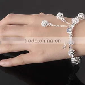 Zm33718a Girls Elegant Sliver Plated Hollow Hand Bracelet Ladies Jewelry Accessories thumbnail-1