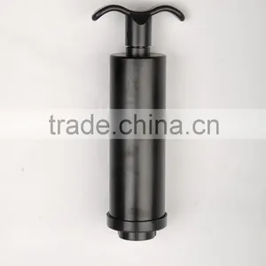 Single Manual Pump for Vacuum Bags With Screw Thread on the Outside thumbnail-1