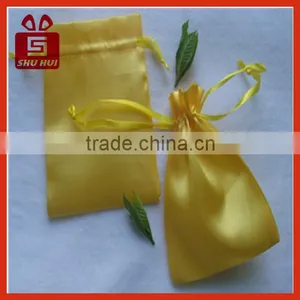 ShenZhen [SHU HUI] 4x6 Burgundy Satin Bags thumbnail-6