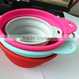 PETS Collapsible Travel Bowl With a Handle thumbnail-2
