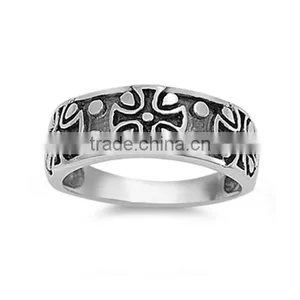 925 Sterling Silver Celtic Cross Band Ring thumbnail-1