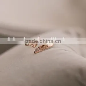 The Fox Tail Ring 14k Gold thumbnail-3