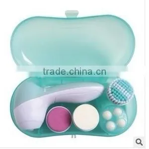 Cleaning Facial Massager thumbnail-1