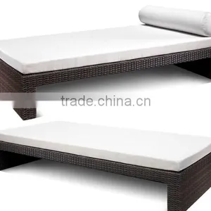 Patio Rattan Lounge Daybed Poolside thumbnail-2