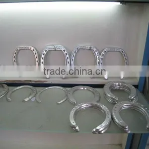 Metal Horseshoe thumbnail-1