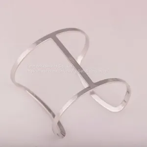 Fashion Jewelry T Bar Open Bangle thumbnail-1