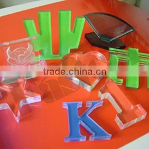 China Shandong Jinan Light Equipment Mold Processing Industry Red Light Auto Focus Rotary Axis Etching Machine thumbnail-5