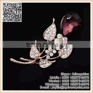 Cheap Hot Selling Crystal Rabbit Head Brooch Mouse Head Brooch thumbnail-2